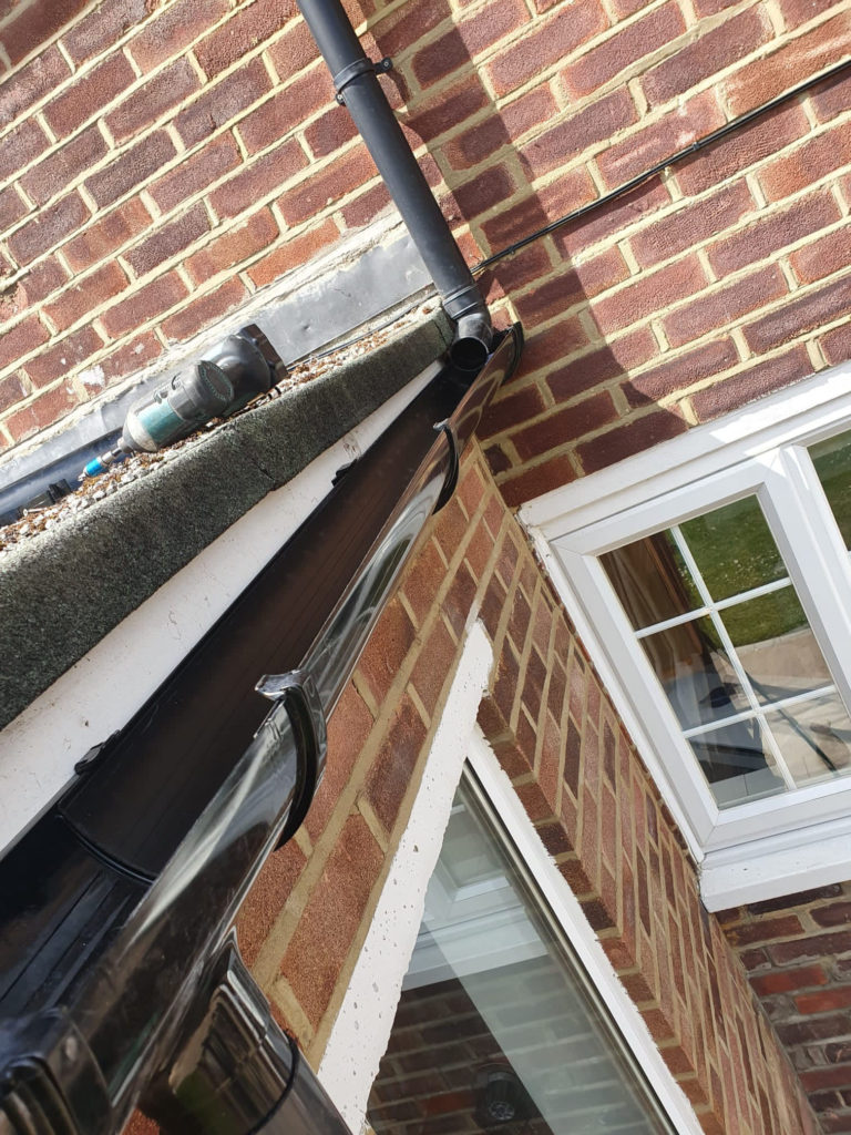 Gutter clean